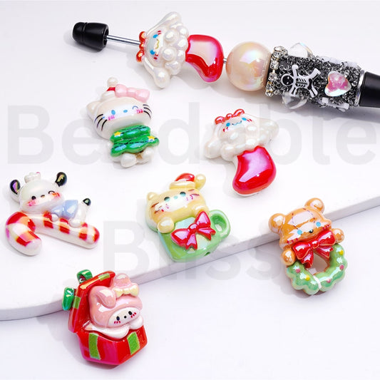 Acrylic Beads UV Coating Cute Sanri Christmas My Melod Hello Kitt Cinnamonrol Pochacc Cat Bear Christmas Tree Candy Cane Wreath Socks Gift Box