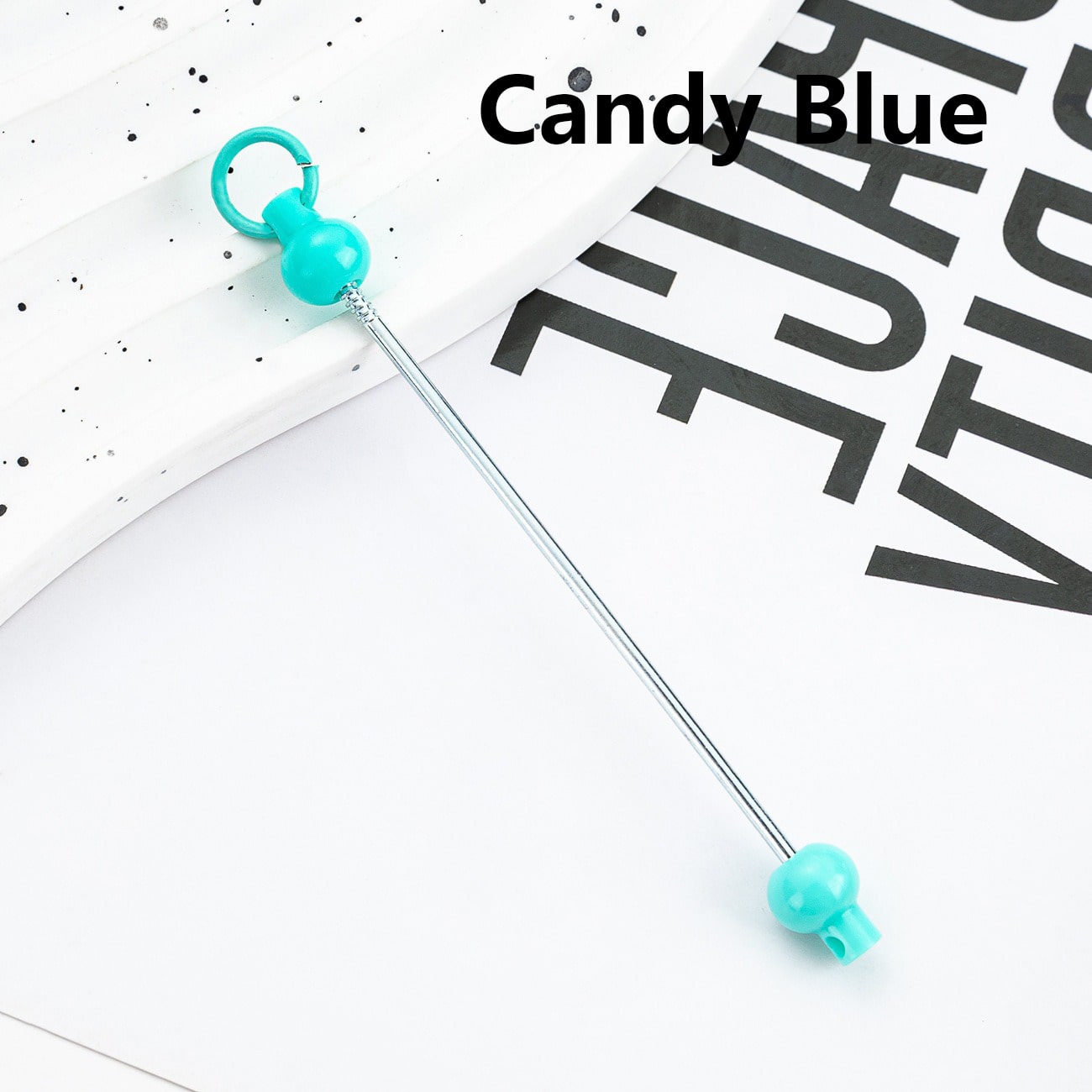 キーホルダーやアクセサリー用のDIYプラスチックビーズバー（単色）、90MM（スティックの素材は金属）