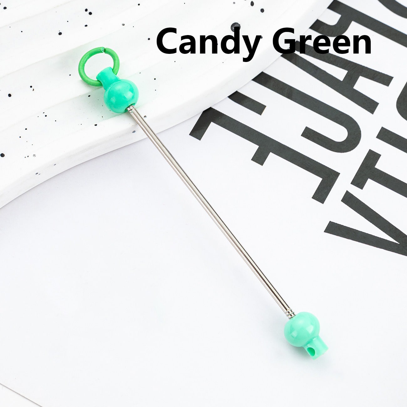キーホルダーやアクセサリー用のDIYプラスチックビーズバー（単色）、90MM（スティックの素材は金属）