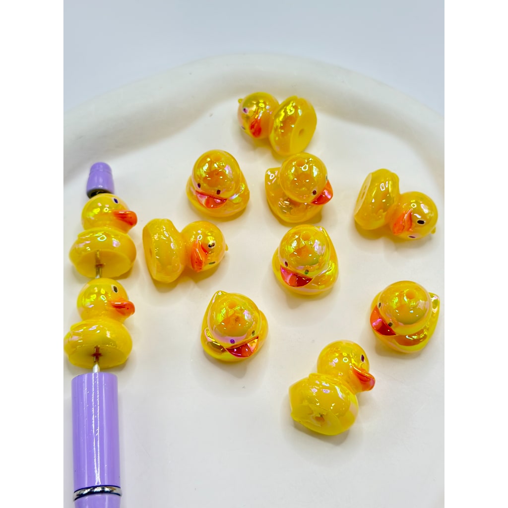 UVコーティング 小さな黄色のかわいいアヒルの子アクリルビーズ 23MM x 20MM