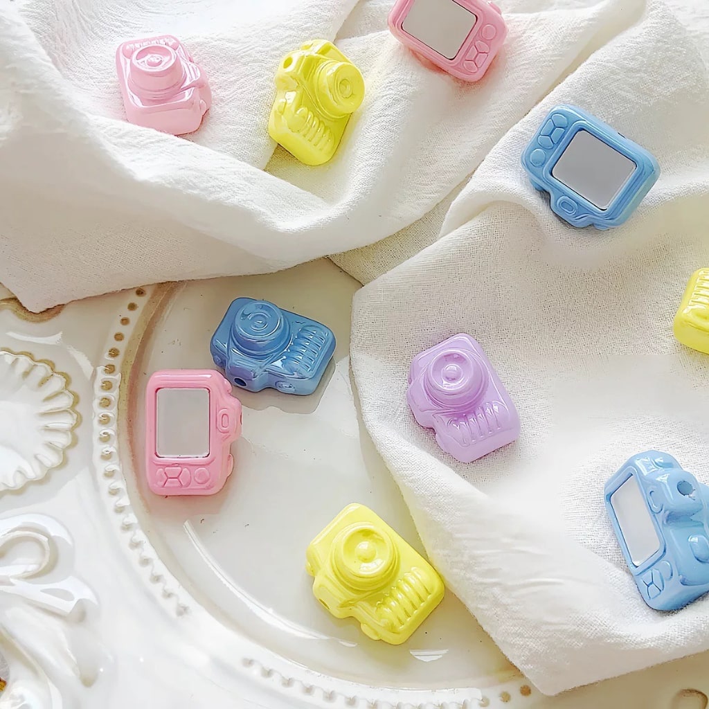 Vivid Mini Cute Cameras Acrylic Beads, Around 25*20MM