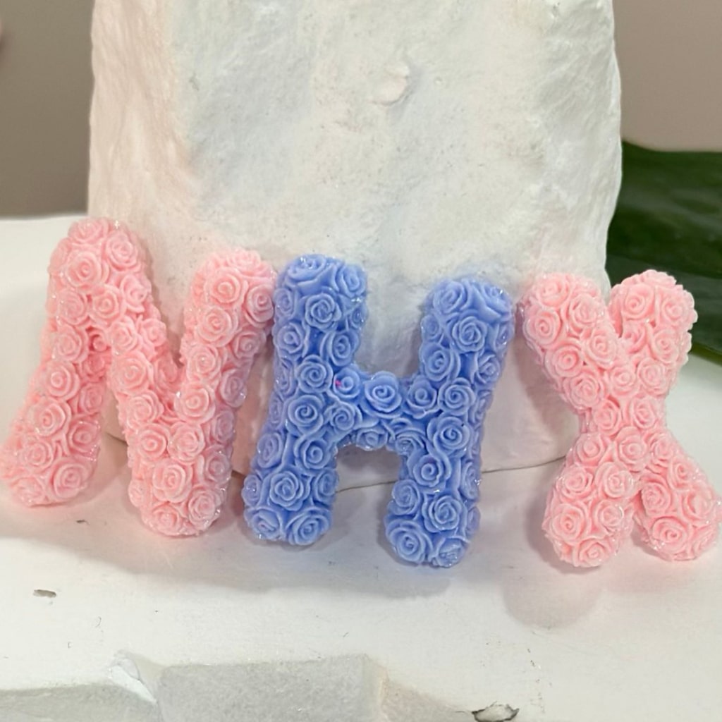 Cute 26 English Letters with Mini Flowers Clay Beads, Please Read the Description