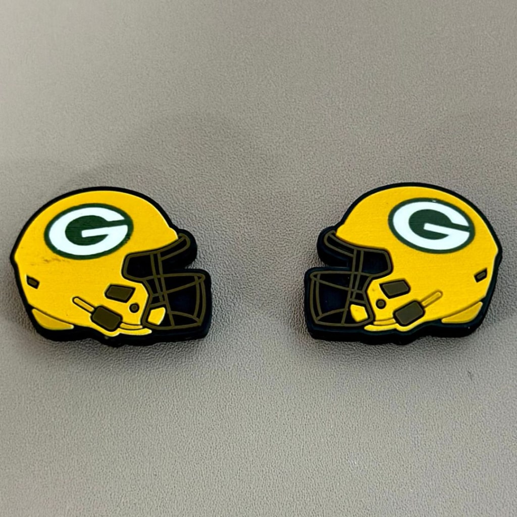 USA American Football Team Green Bay Packers Helmet Sports Silicone Focal Beads