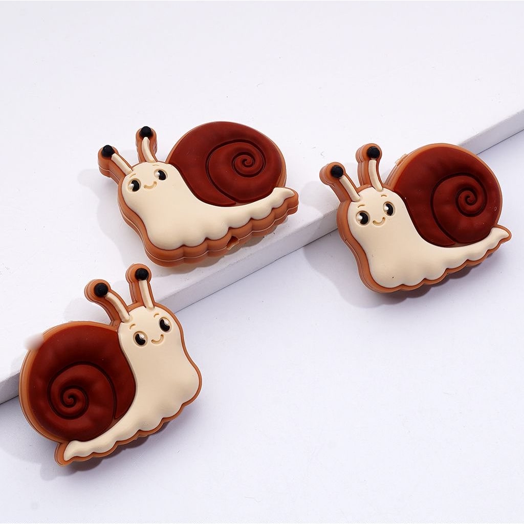 Little Cute Snail Silicone Focal Beads