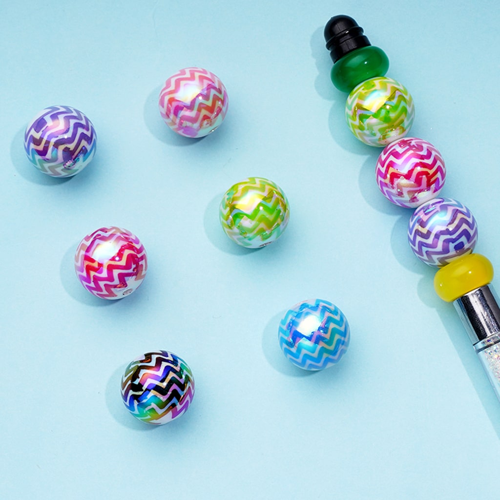 White UV Coating Acrylic Beads with Solid Color Wave Stripes Prints, Random Mix, 16MM