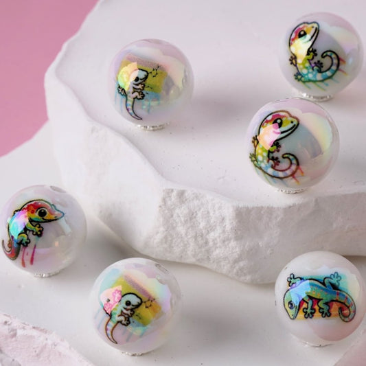 UV Finish Colorful Chameleon Lizard White Round Acrylic Beads, 16MM, Random Mix