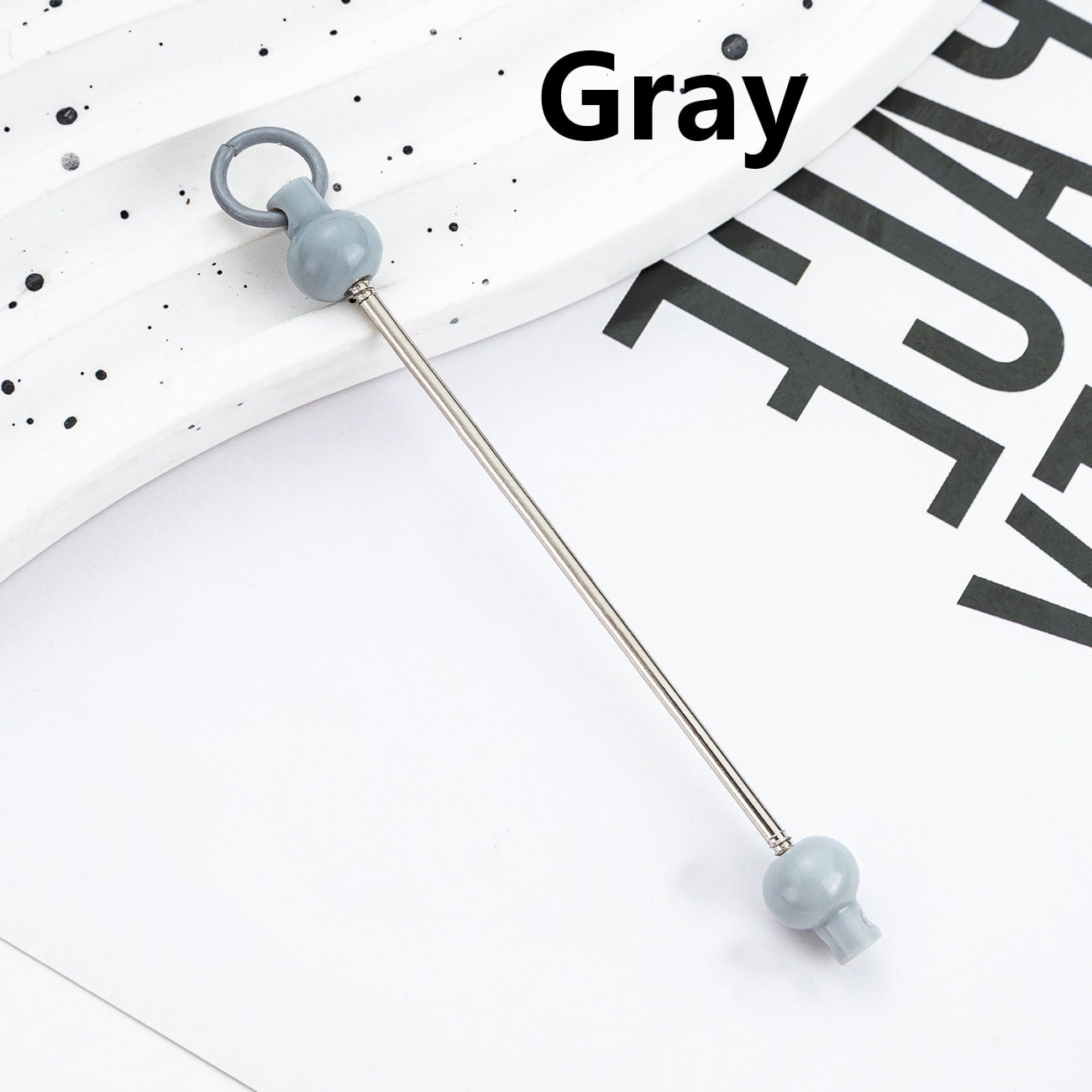キーホルダーやアクセサリー用のDIYプラスチックビーズバー（単色）、90MM（スティックの素材は金属）