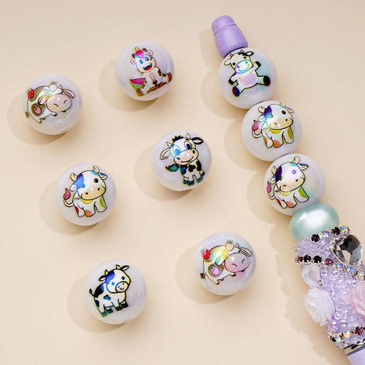 UVコーティング かわいい子牛 ホワイト ラウンドアクリルビーズ ランダムミックス 16mm