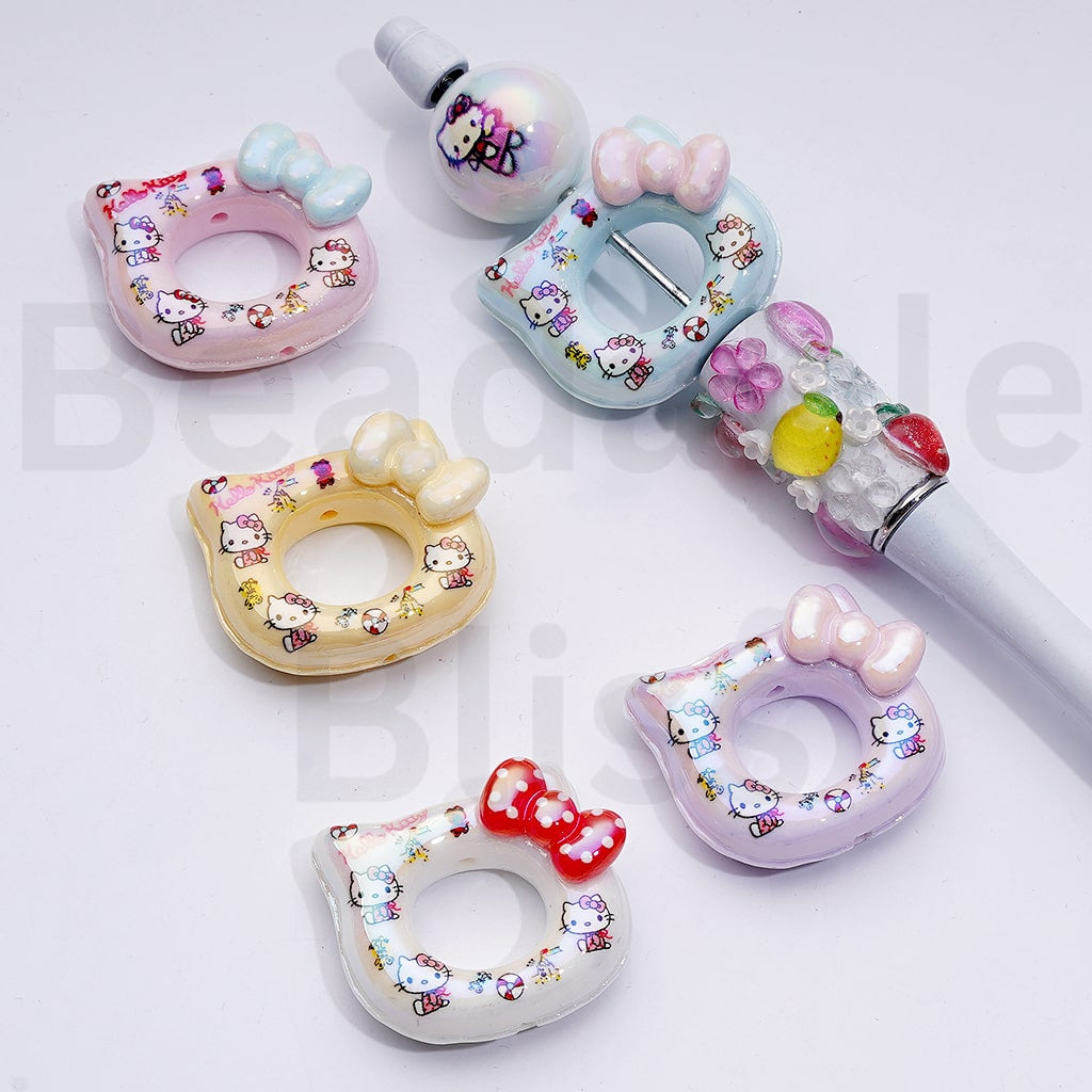 UV Coating Cute HK Kitten Head Frame with Bowknot Acrylic Beads, Around 32*26MM, Random Mix