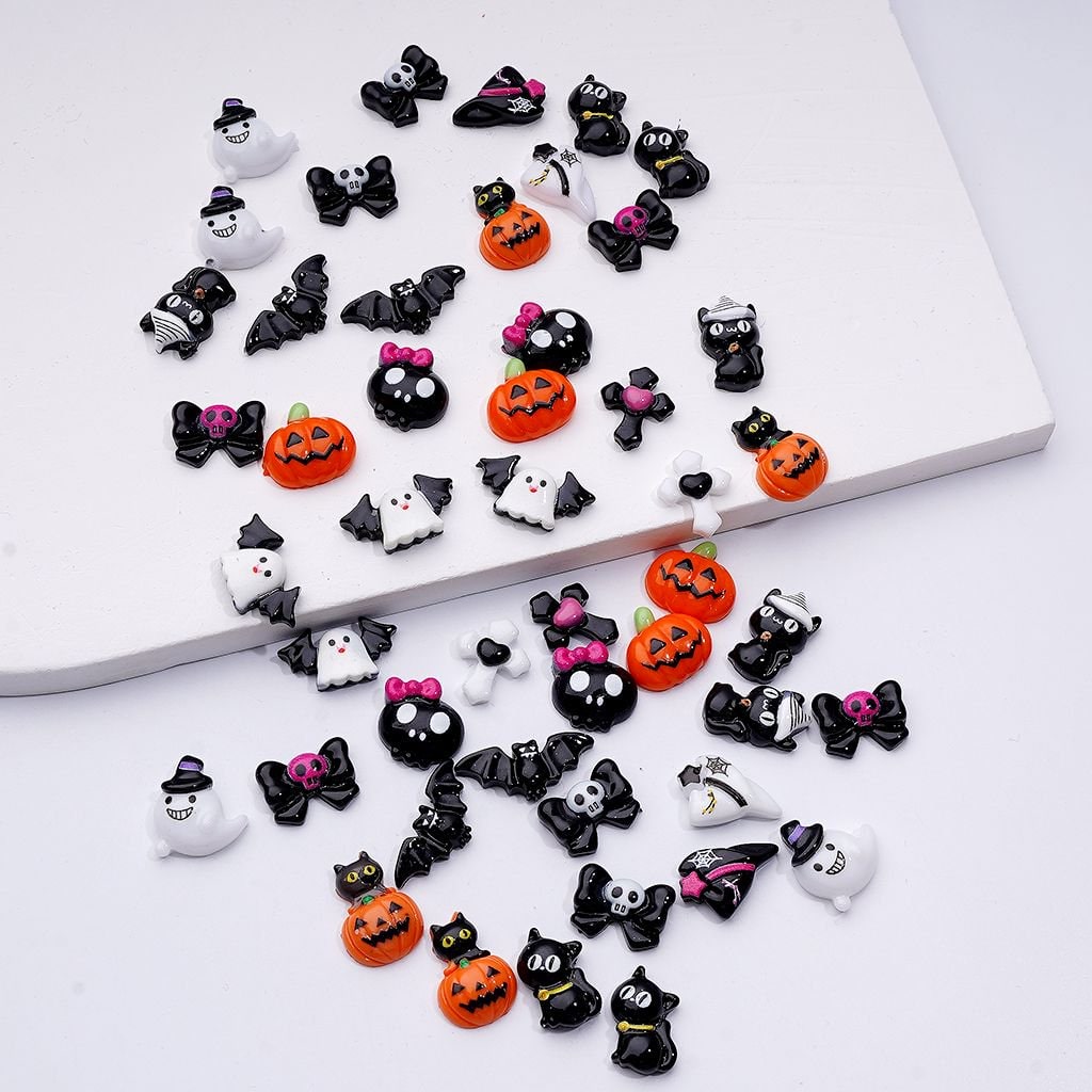 Mini Cute Halloween Series Pumpkin Bat Ghost Magic Hat Cat Cross Charms for Jewelry Accessories