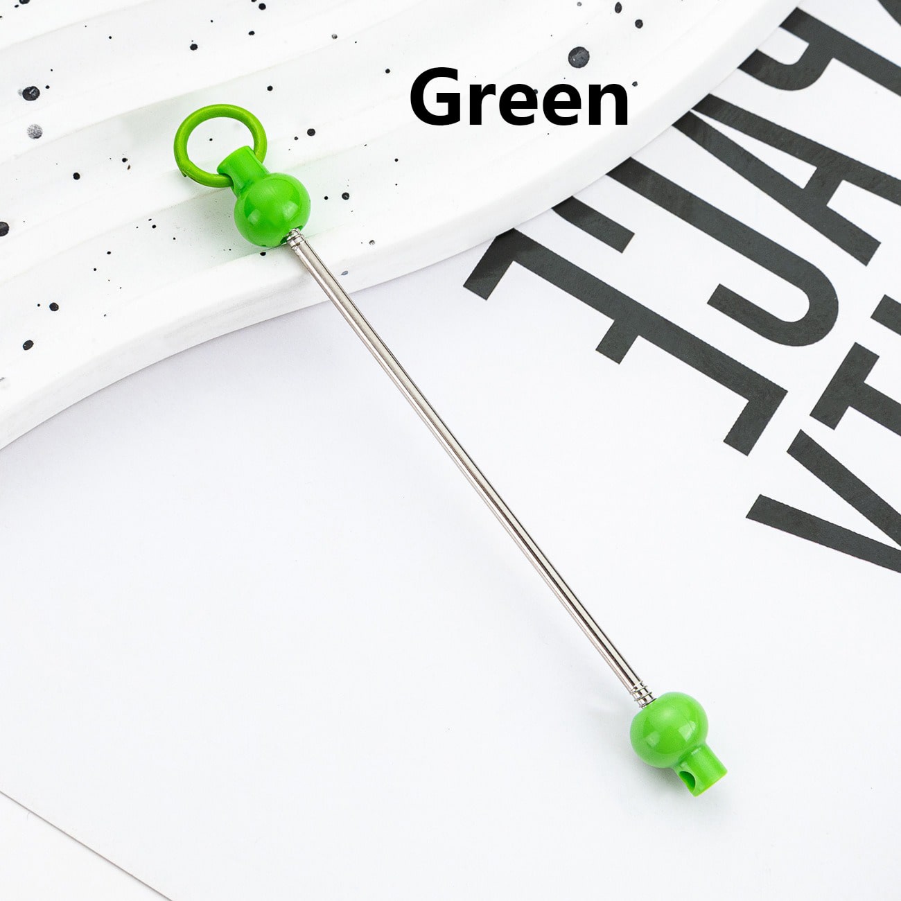 キーホルダーやアクセサリー用のDIYプラスチックビーズバー（単色）、90MM（スティックの素材は金属）