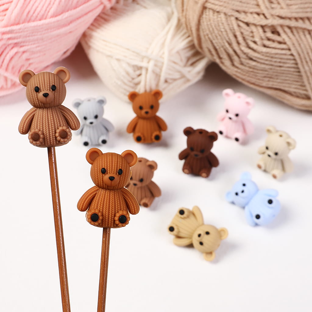 3D Cute Bear with Knitted Woolen Yarn Pattern Silicone Focal Beads, Various Colors