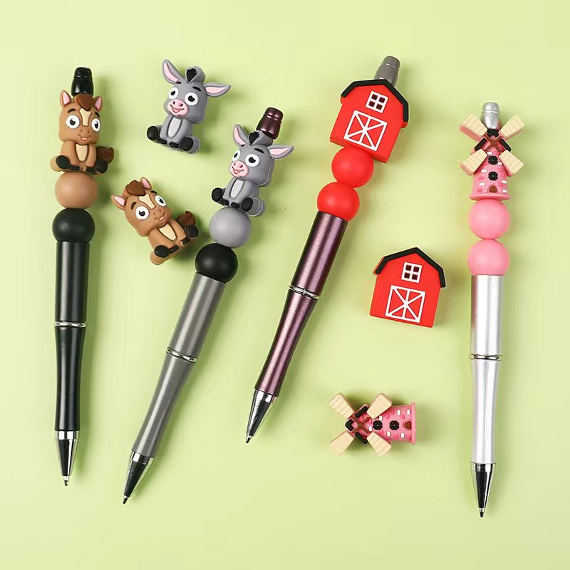 Silicone Focal Beads 3D Farm Series Horse Donkey Farm Windmill & Granary, Random Mix