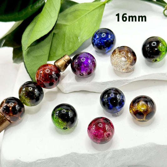 繊細な半透明マルチカラーの内側が割れたスタイルの丸型アクリルビーズ、16MM
