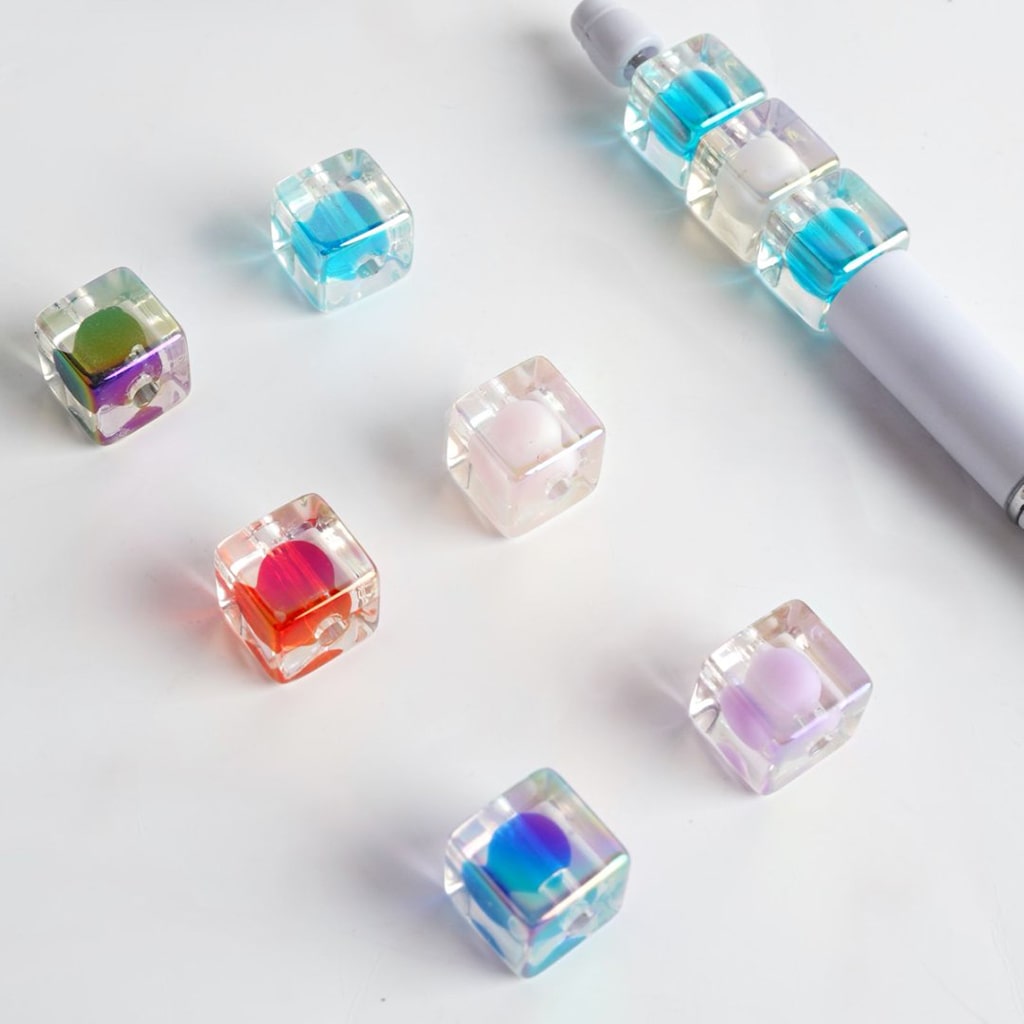 ダブルレイヤーキューブアクリルビーズランダムミックスZA