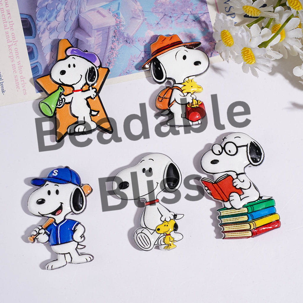 Acrylic Beads with Beagle Dog Character Series, Various Style, Random Mix