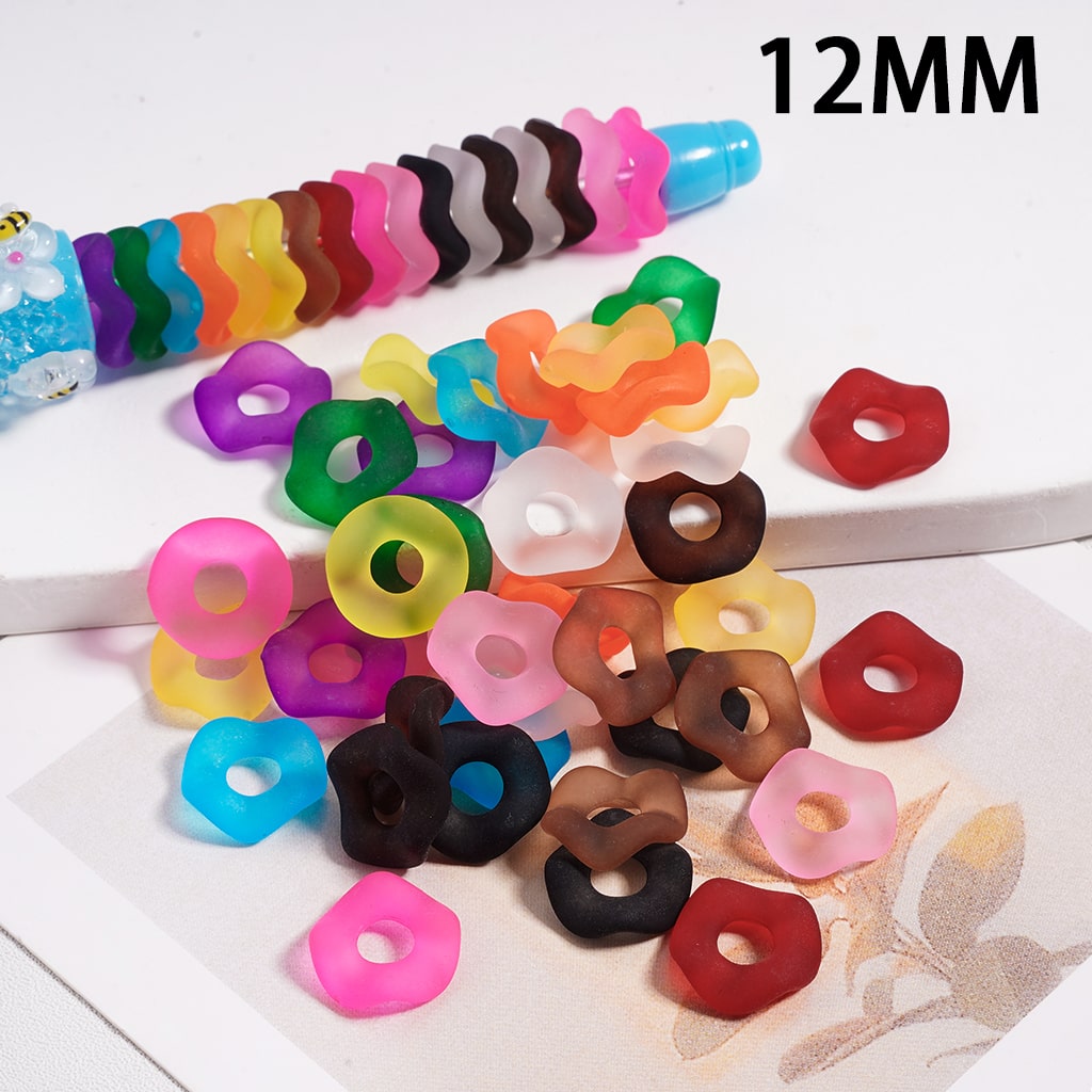 Colorful rubber bands in various shapes on a white background with '12MM' text.


