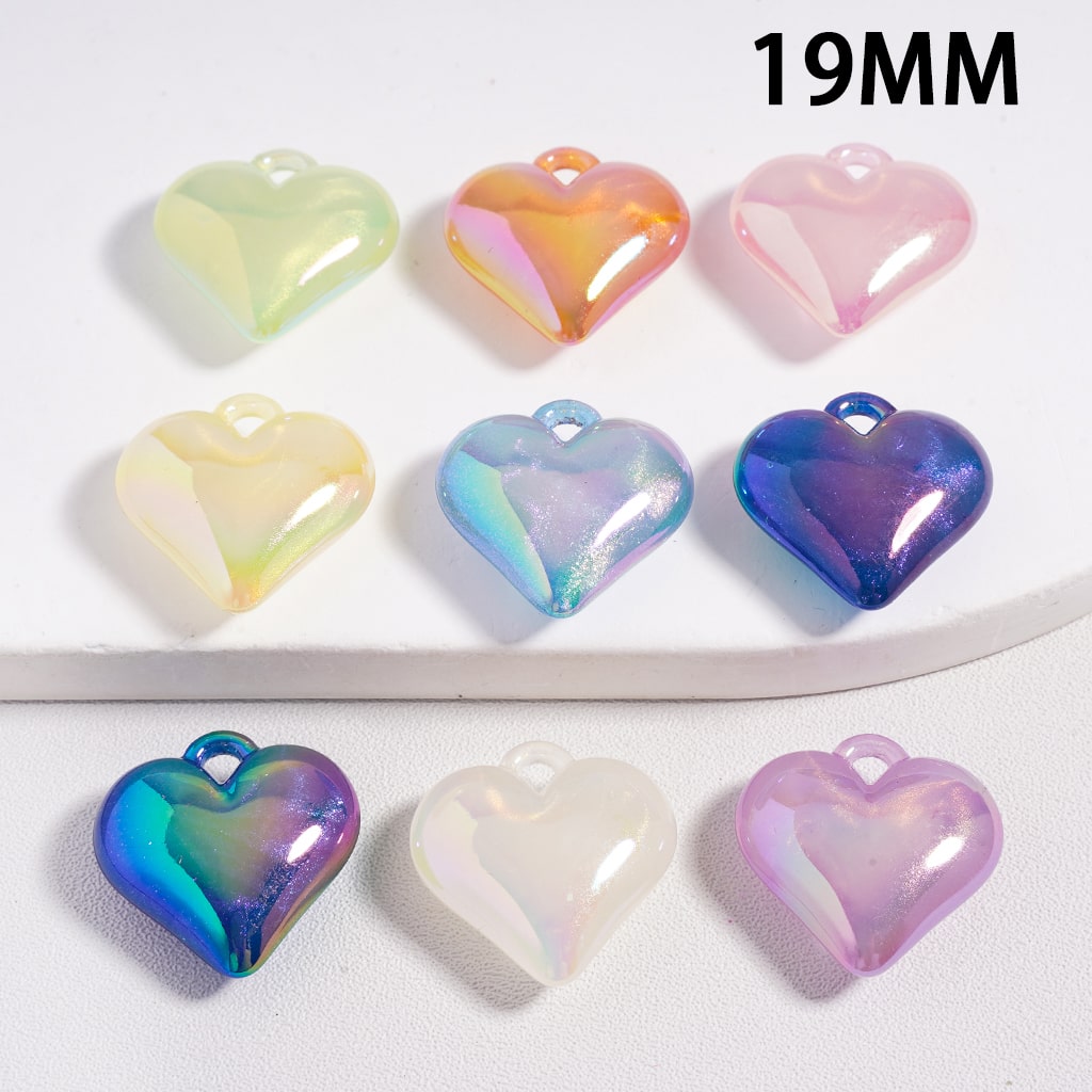 Heart-shaped pendants in various colors on a white background with '19MM' text.

