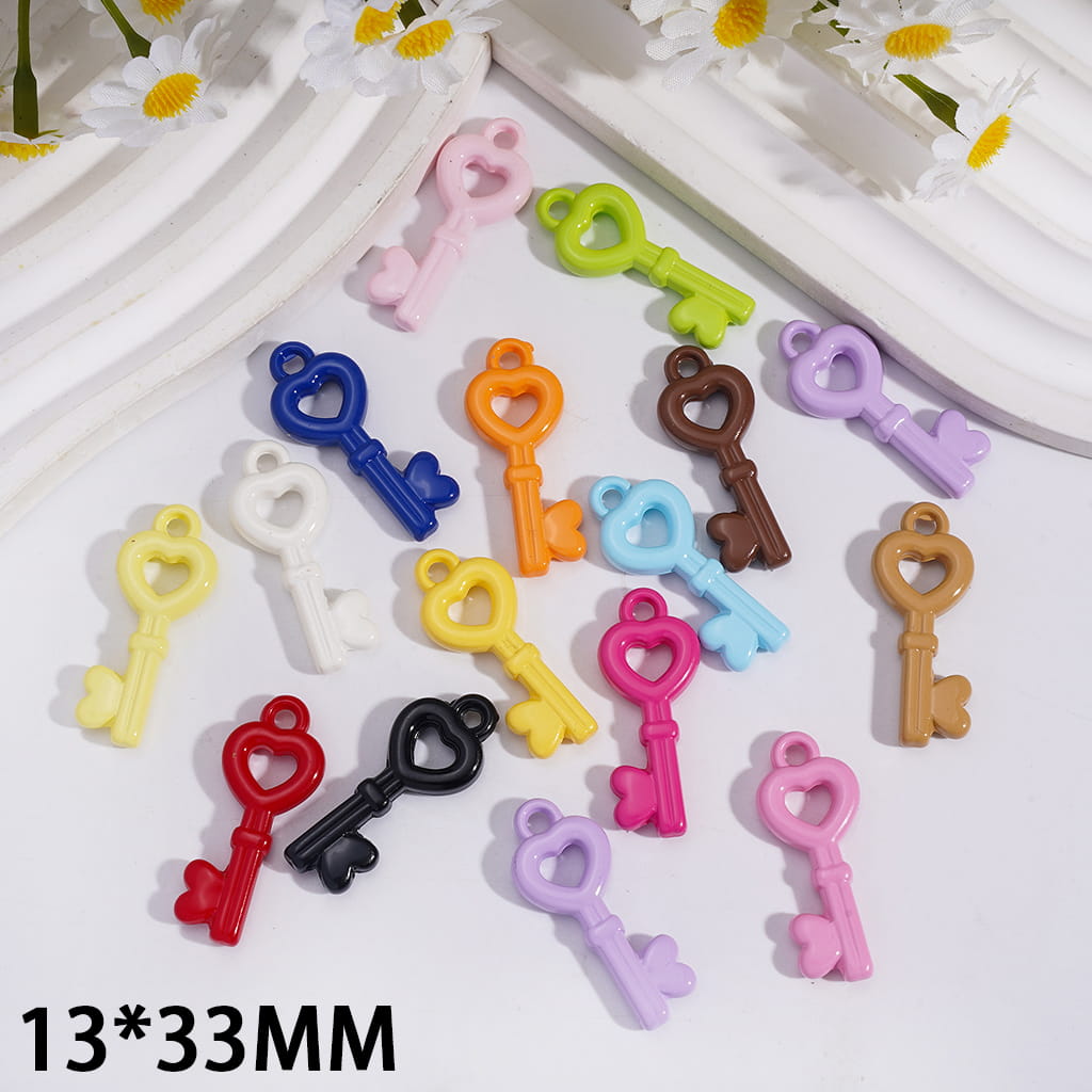 Acrylic Pendant Heart Key in Various Colors, 13*33MM, Random Mix
