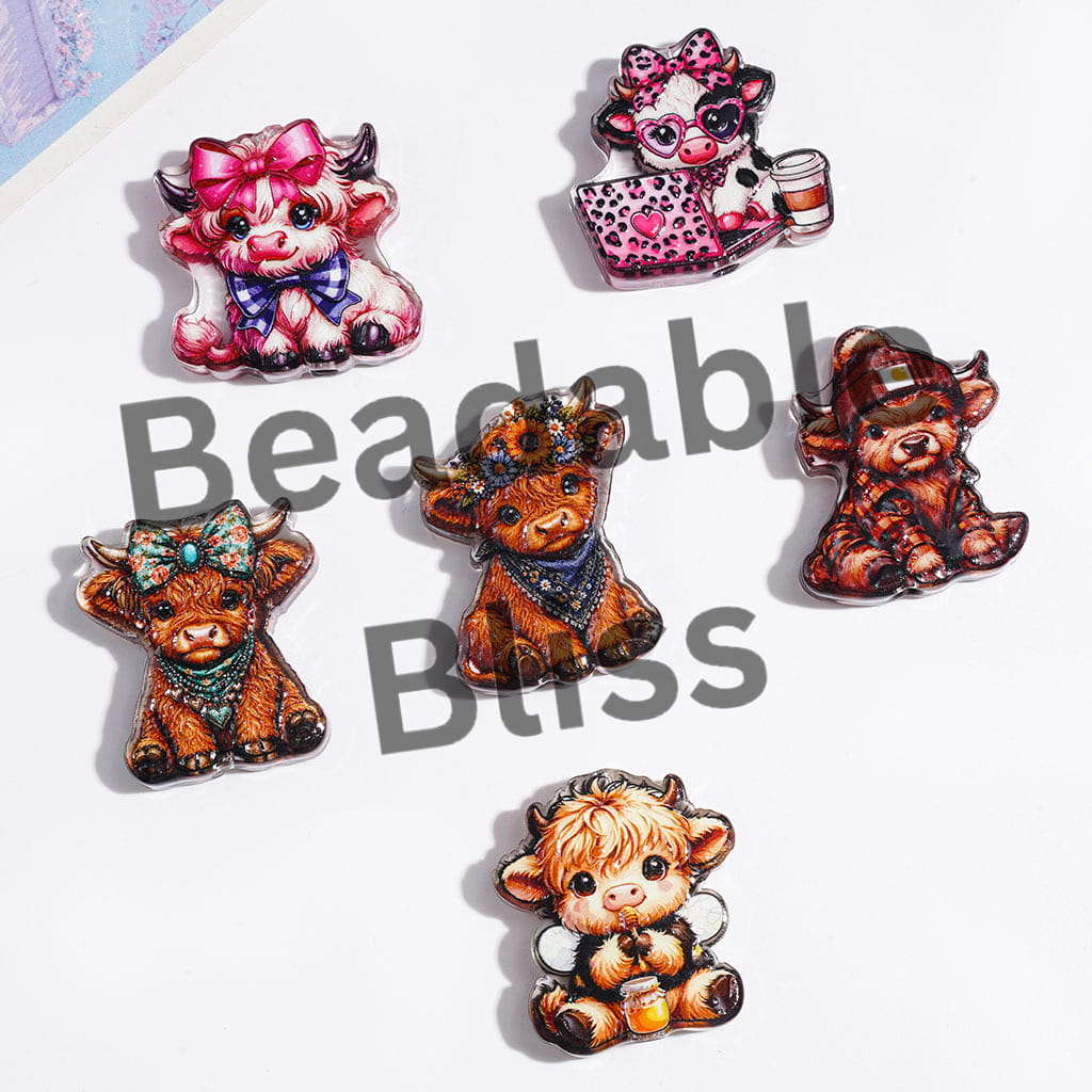 Diverse Style Highland Cattle Series Acrylic Beads, Semi-Clear, Random Mix