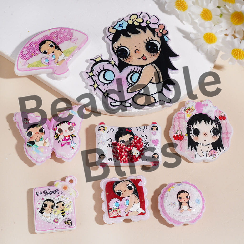 Acrylic Beads and Pendants Large-Eyed Girl with Freckles Series, Random Mix