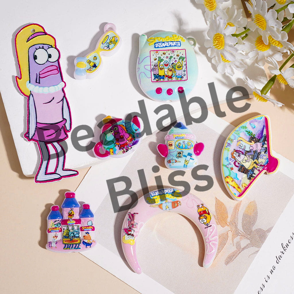 Baby Sponge Character in Fish Series Acrylic Beads and Pendants, Random Mix
