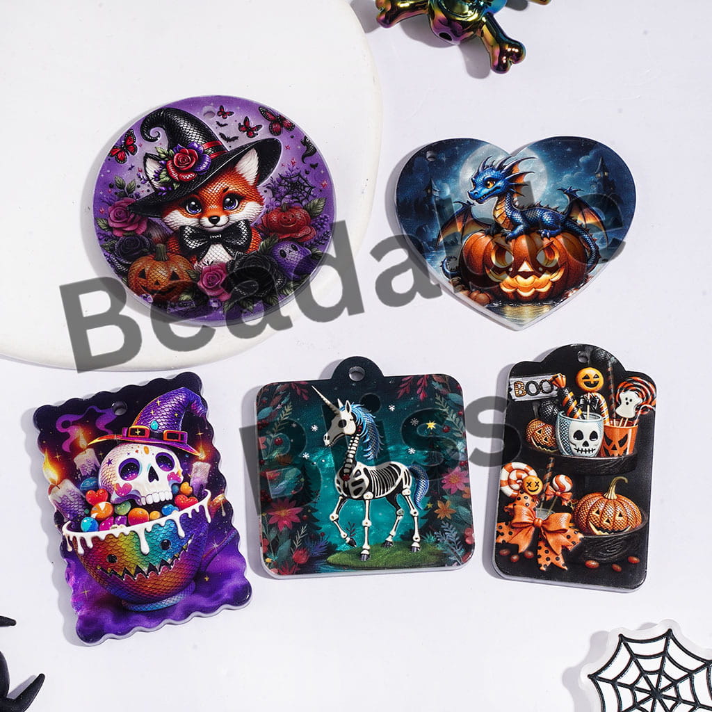 Halloween Theme Witch Pumpkin Unicorn Skull with Fritillaria Pearl-Like Texture Acrylic Pendants, Random Mix