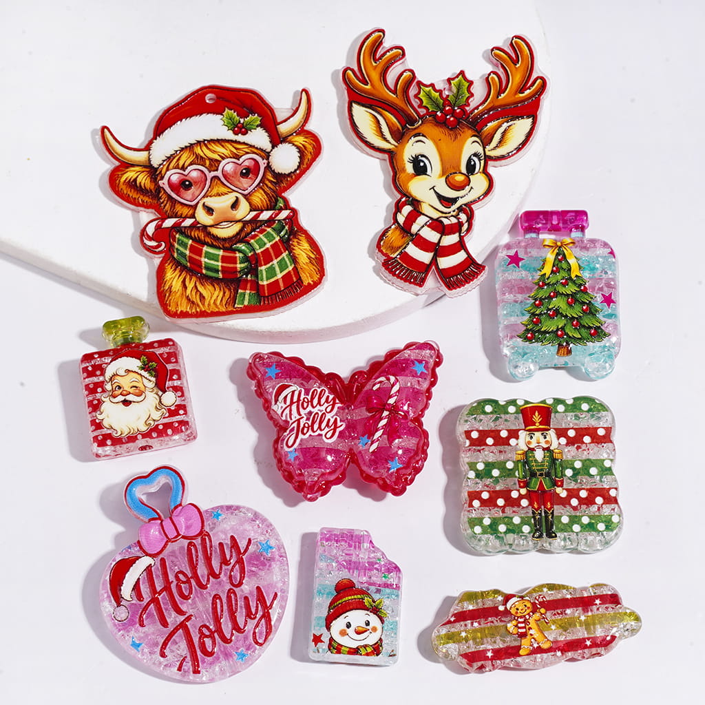 Christmas Series Acrylic Crackle Beads, Santa Claus Reindeer Highland Cow Butterfly Tree Puppet Prints, Random Mix