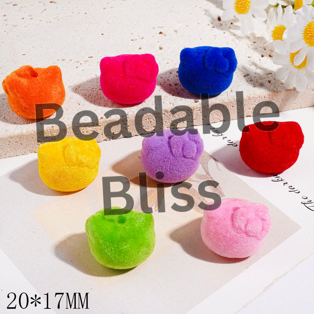 Acrylic Beads Flocked Fluffy Cute Cat Character Head in Various Colors, 20*17MM, Random Mix