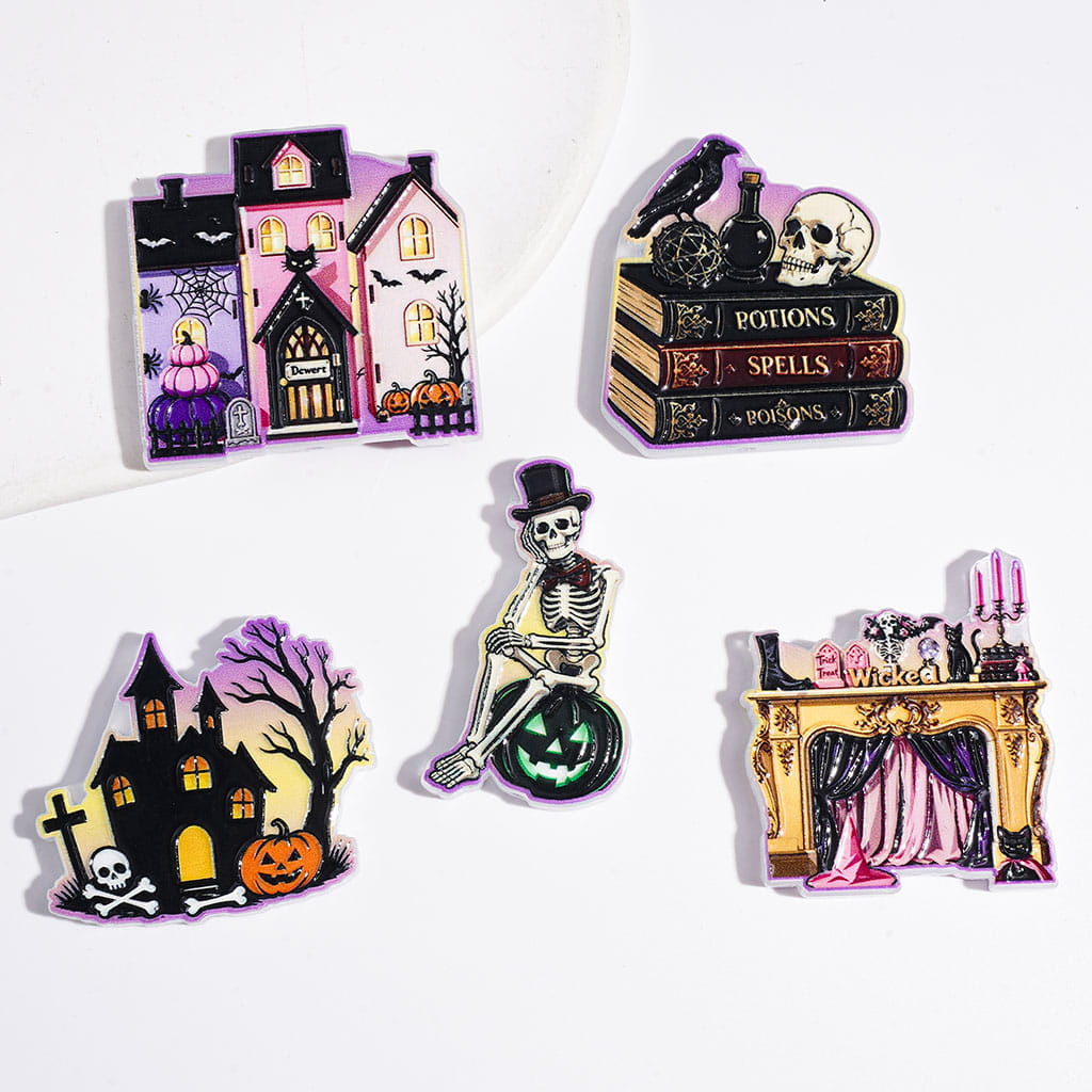 Acrylic Beads Halloween Castle Skull Skeleton Magic Book Fireplace, Random Mix