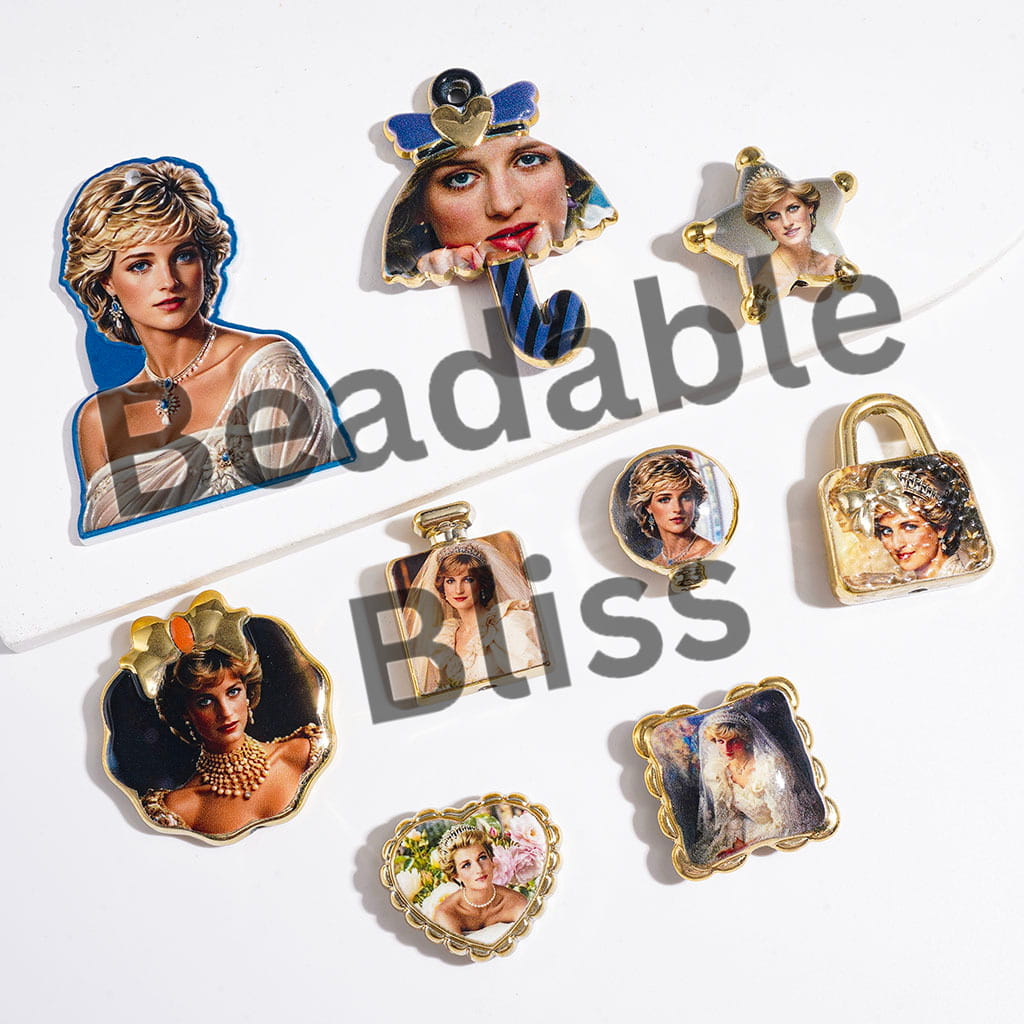 Acrylic Beads and Pendants Beautiful Princess Diana, with Gold Edge, Random Mix