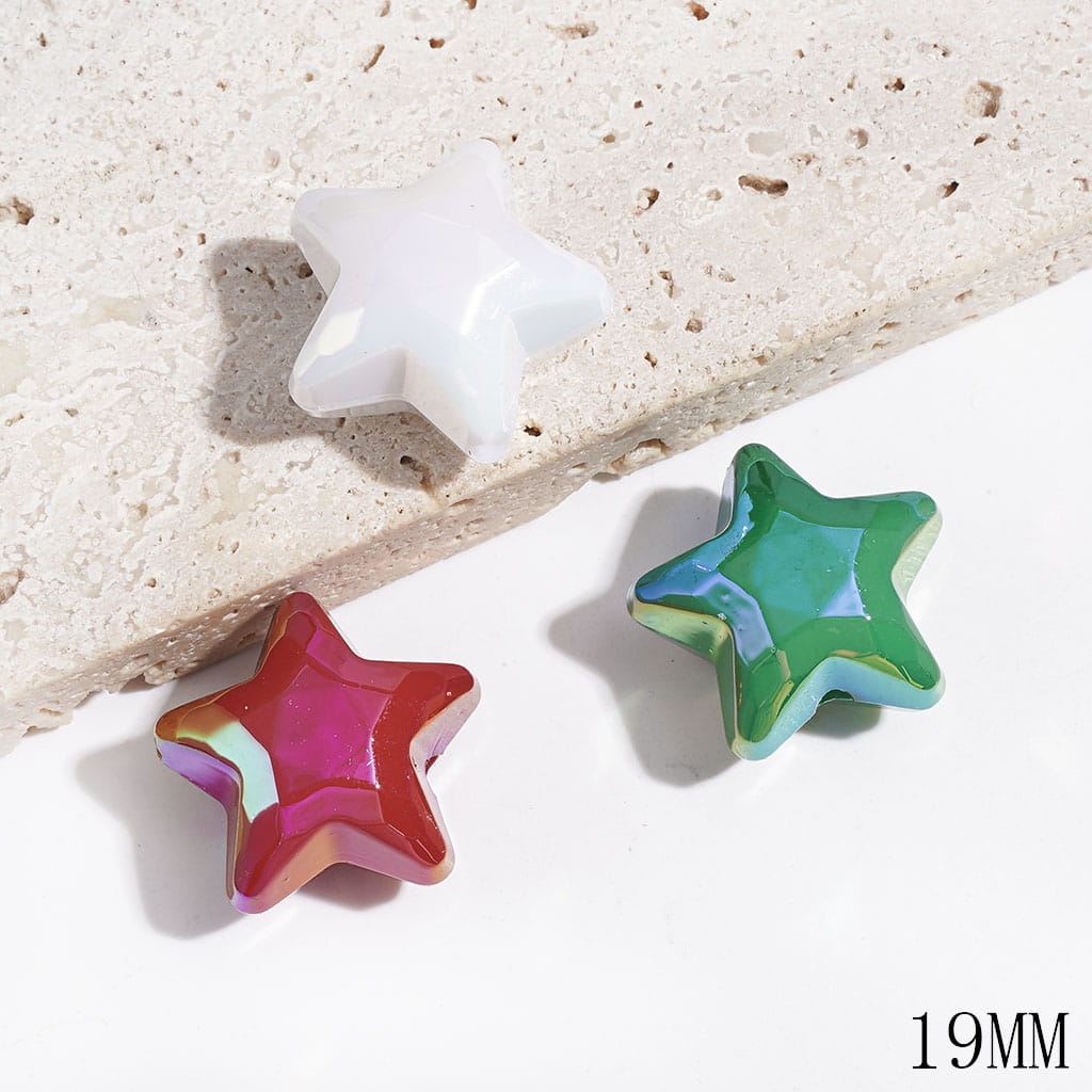 UV Finish Star in Christmas Series Acrylic Beads, 19MM, Red and Green and White, Random Mix