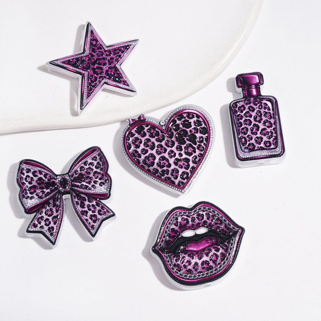 Lip Heart Bowtie Star Perfume Bottle with Jaguar Prints Acrylic Beads, Purple Series, Random Mix