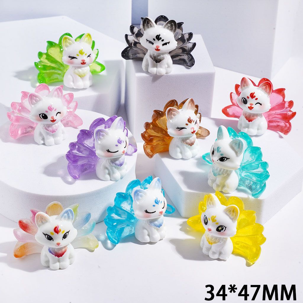 Beautiful Nine-Tailed Fox Acrylic Beads, 34*47MM, Multi-Color, Random Mix