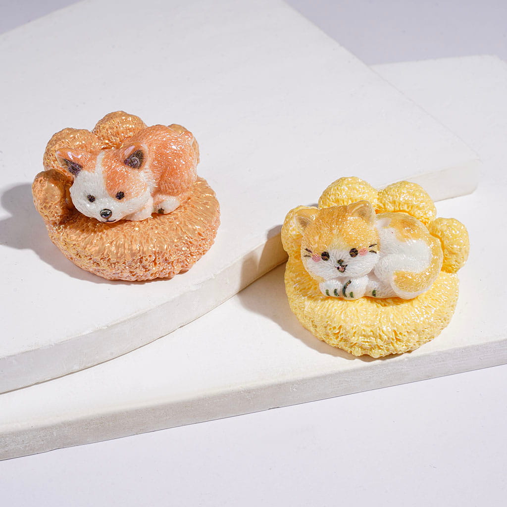 Acrylic Beads Matte Texture UV Coated Pet Cushion & Dog Cat, Random Mix  (Please Read the Description)