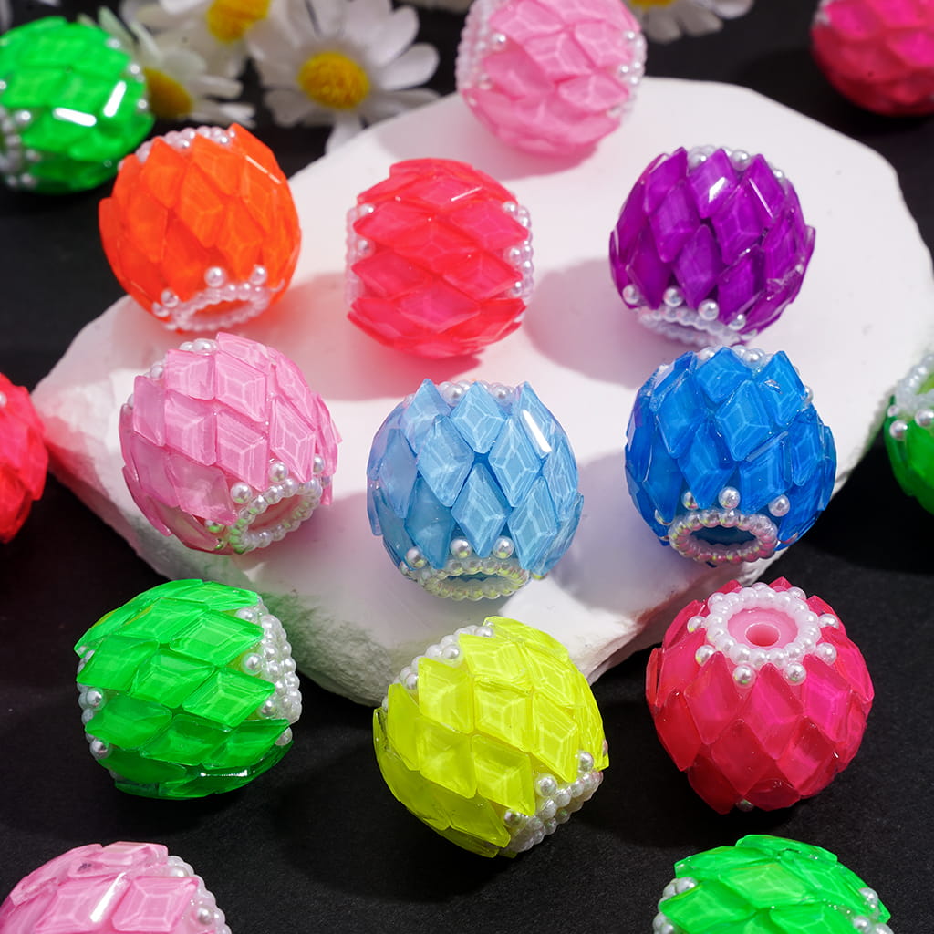 Handcrafted Acrylic Beads with Rhombus Rhinestones and White Pearl Chains, Fluorescent Color, 20MM, Random Mix