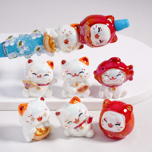 Acrylic Beads UV Coating Cute Fortune Cat in Different Gestures, Random Mix