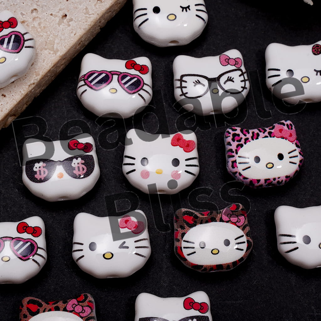 Acrylic Beads Cute Cat Character Head in Various Style, 16*14MM, Random Mix