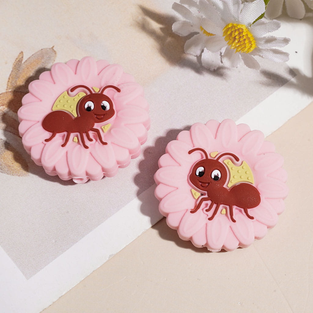 Silicone Focal Beads with Daisy and Insects Series, Multi-Color