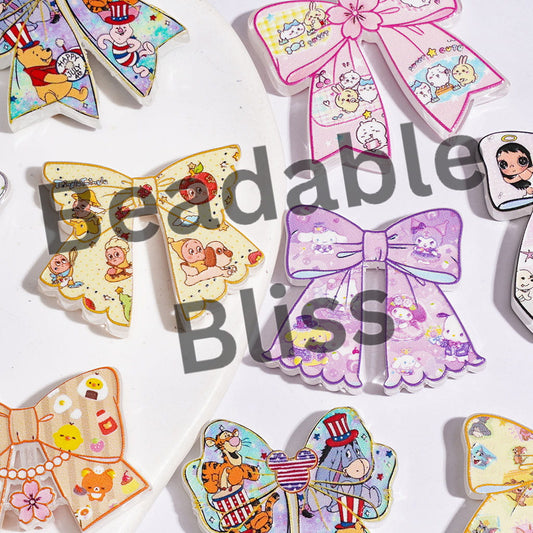 Bowtie Acrylic Beads with Classic Animal Character and Freckled Girl Doll Pattern, Random Mix