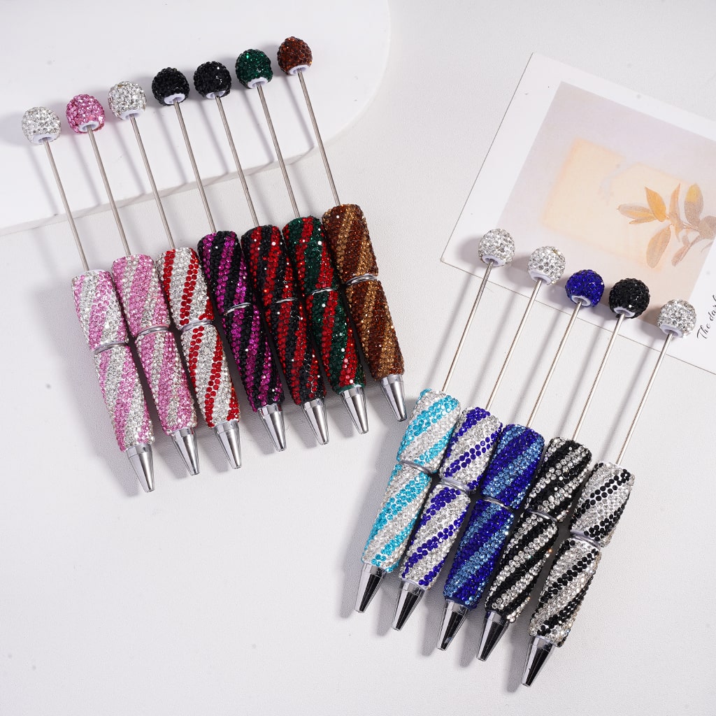 Beadable Clay Pens with Oblique-Stripe Double Color Rhinestones Covered the Entire Pen