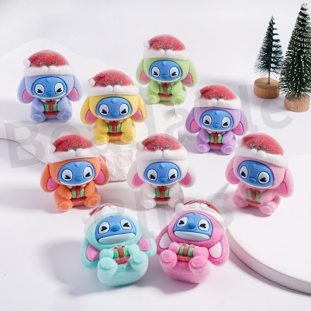 Acrylic Beads Pen Toppers Pendants Jewelry Accessories Cute Flocked Fluffy Monster Doll with Christmas Hat, Around 37*41MM