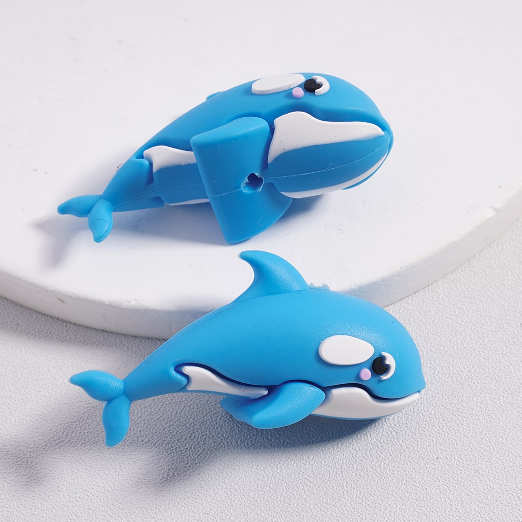 3D Multi-Color Cute Dolphins Silicone Focal Beads