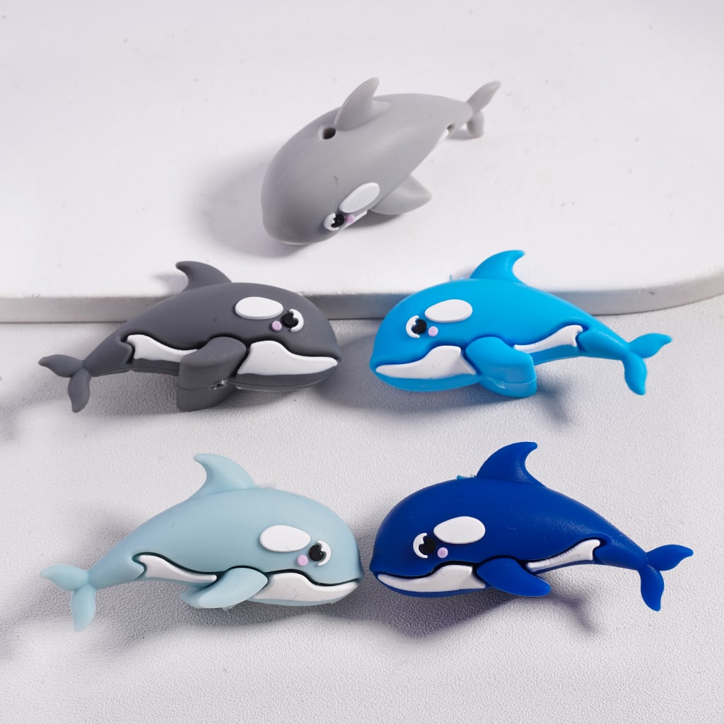 3D Multi-Color Cute Dolphins Silicone Focal Beads