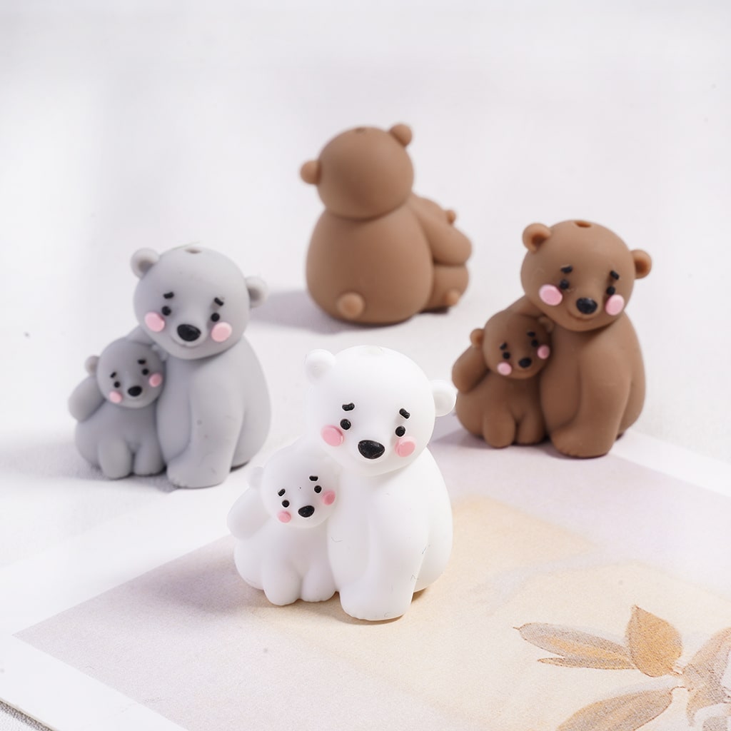Silicone Focal Beads 3D Mom and Baby Polar Bear Nestle Together, Multi-Color