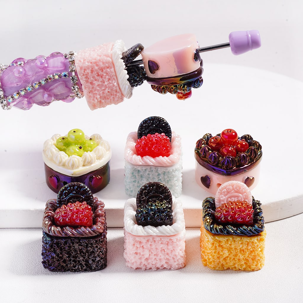 Acrylic Beads UV Coating Fruit Cake in Heart and Cube Square Shape, Random Mix