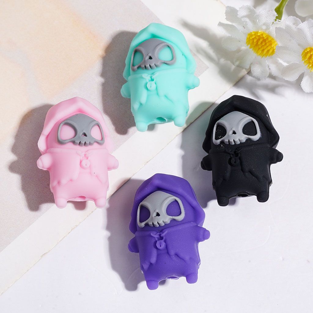 Silicone Focal Beads 3D Deadpool Warrior with Gray Skull Mask in Halloween Series, Height 25MM, Multi-Color