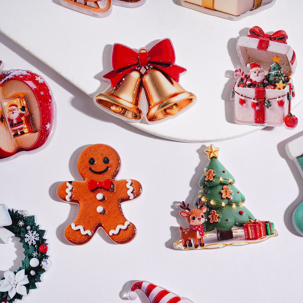 Acrylic Beads with Santa Claus Gingerbread Man Christmas Tree House Sock Gift Box Bell Wreath Sleigh Apple, Random Mix