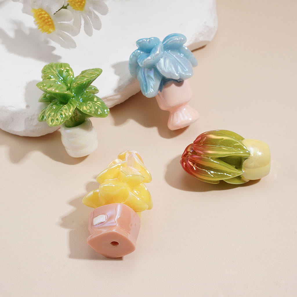 Acrylic Beads UV Coating Mini Potted Plant, Random Mix