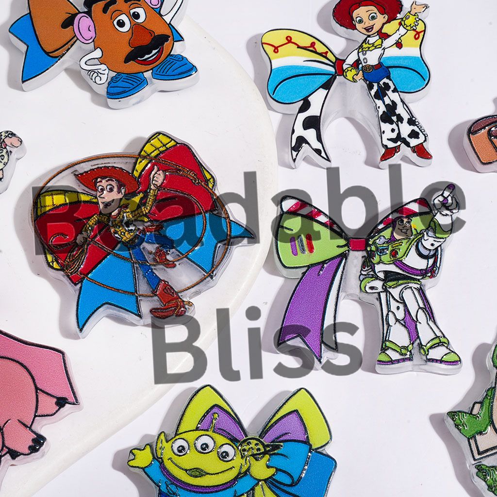 Acrylic Beads with Toy Adventure Character Pattern and Bowtie, Random Mix